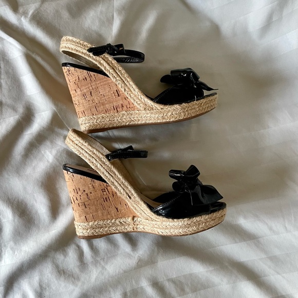 Prada 👡 Wedge Peep Toe Sandal with Bow - Picture 4 of 6